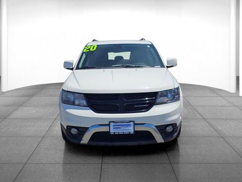 Used 2020 Dodge Journey Crossroad FWD image 2