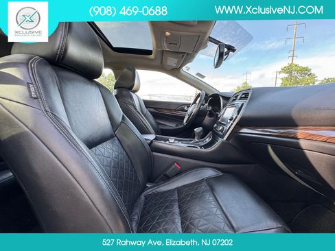 Used 2016 Nissan Maxima Platinum FWD image 19