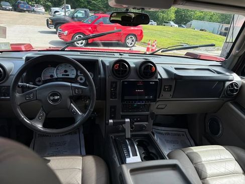 Used 2004 HUMMER H2 w/ Preferred Equipment Group AWD/4WD image 13