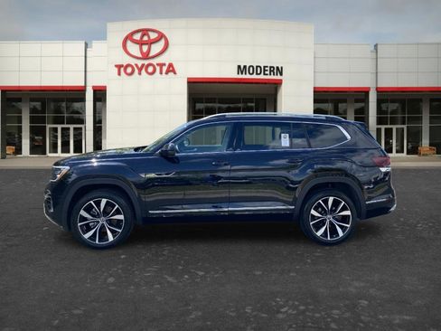 Used 2024 Volkswagen Atlas SEL Premium R-Line AWD/4WD image 7