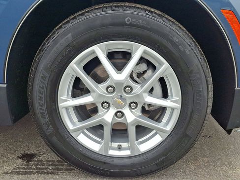 Certified 2024 Chevrolet Equinox LT w/ LPO, Floor Liner Package image 27