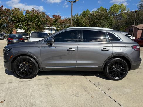 Used 2021 Lincoln Nautilus Reserve w/ Equipment Group 201A image 3