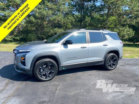 Used 2025 Chevrolet Equinox LT w/ Convenience Package II FWD image 3