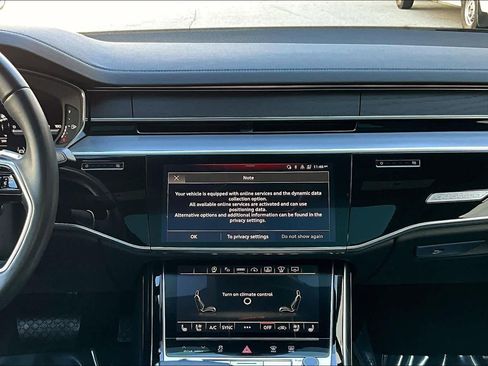 Used 2023 Audi A8 L 3.0T image 6