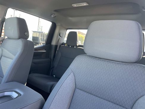 New 2026 GMC Sierra 1500 SLE w/ Preferred Package image 23
