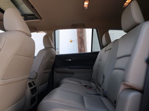 Used 2017 Honda Pilot EX-L image 34