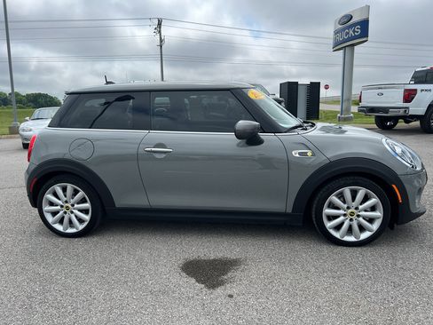 Used 2021 MINI Cooper SE w/ 6.5" Touchscreen Package image 4