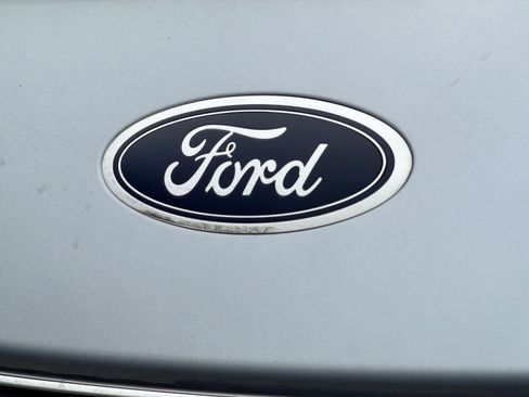 Used 2022 Ford Escape SE w/ Convenience Package image 12