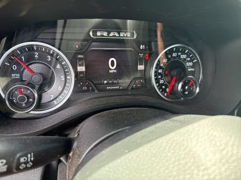 Used 2022 RAM 1500 Big Horn AWD/4WD image 9