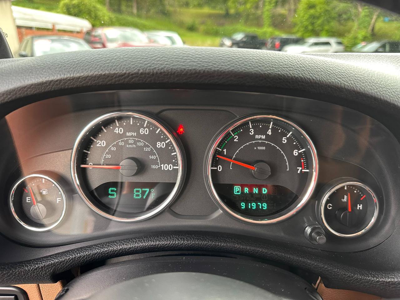 Used 2012 Jeep Wrangler Unlimited Rubicon w/ Connectivity Group AWD/4WD image 19
