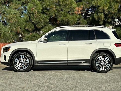 Certified 2025 Mercedes-Benz GLB 250 4MATIC image 7