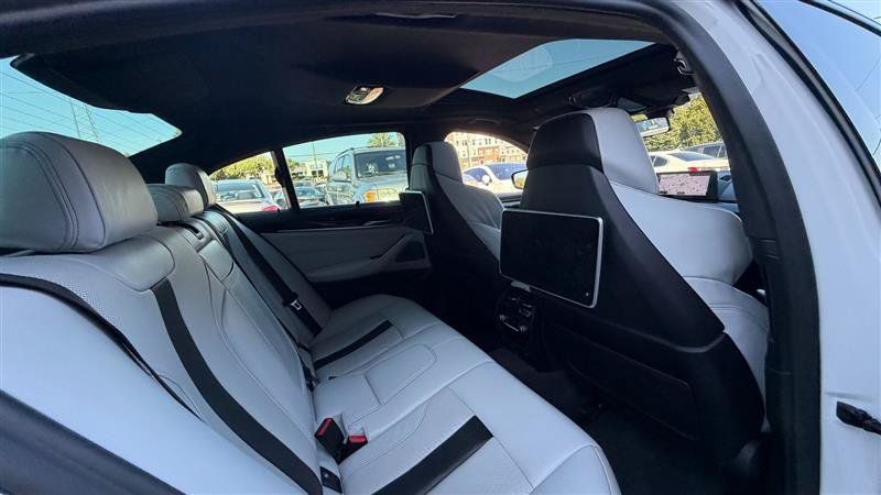 Used 2018 BMW M5 w/ Executive Package AWD/4WD image 12