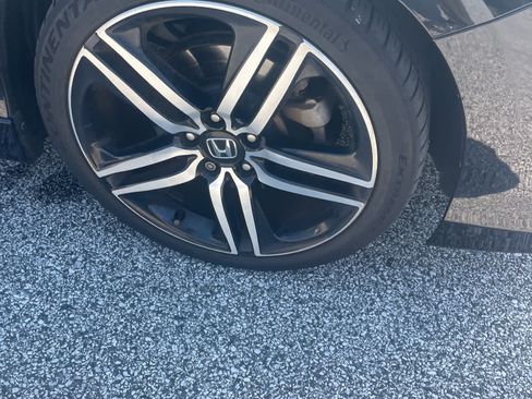 Used 2016 Honda Accord Sport image 14