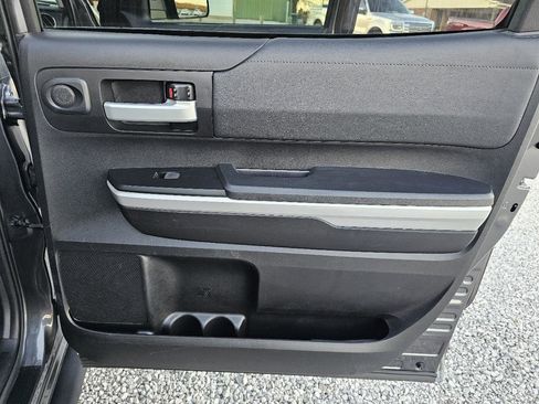 Used 2020 Toyota Tundra SR5 image 26