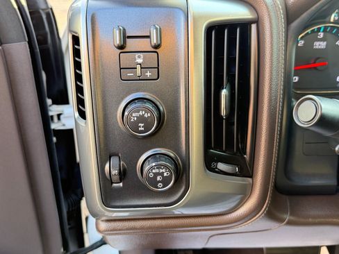 Used 2017 Chevrolet Silverado 1500 LTZ w/ Sport Package AWD/4WD image 20