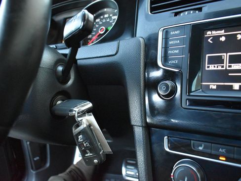 Used 2015 Volkswagen GTI S image 36