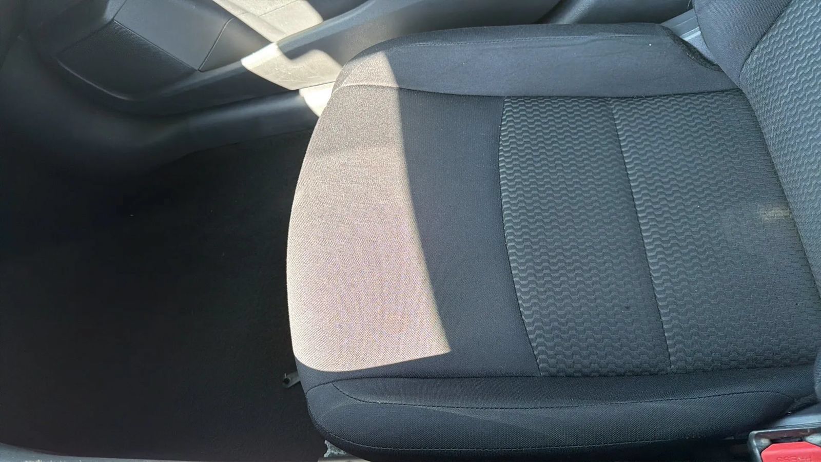 Used 2020 Nissan Sentra S FWD image 18