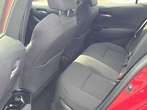 Used 2022 Toyota Corolla SE w/ SE Preferred Package image 10