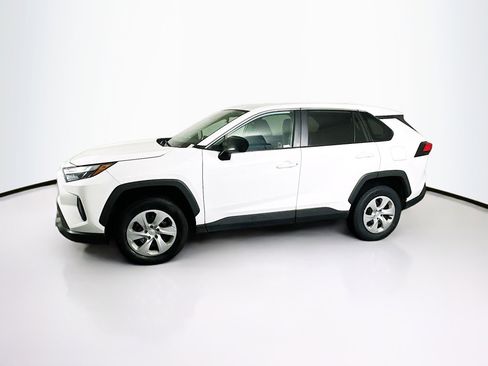 Used 2024 Toyota RAV4 LE image 4