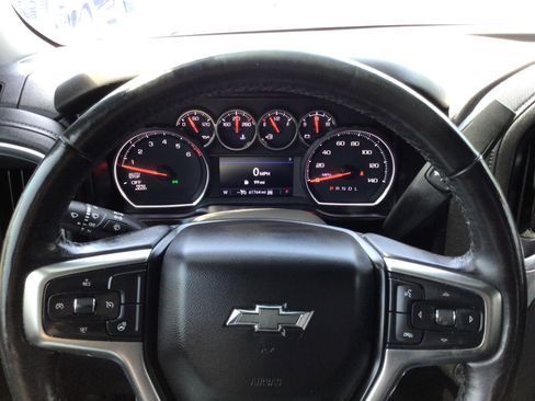 Used 2021 Chevrolet Silverado 1500 LT Trail Boss w/ Convenience Package II image 17