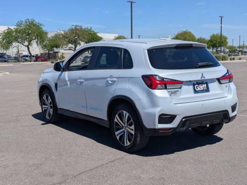 Used 2024 Mitsubishi Outlander Sport SE AWD/4WD image 3