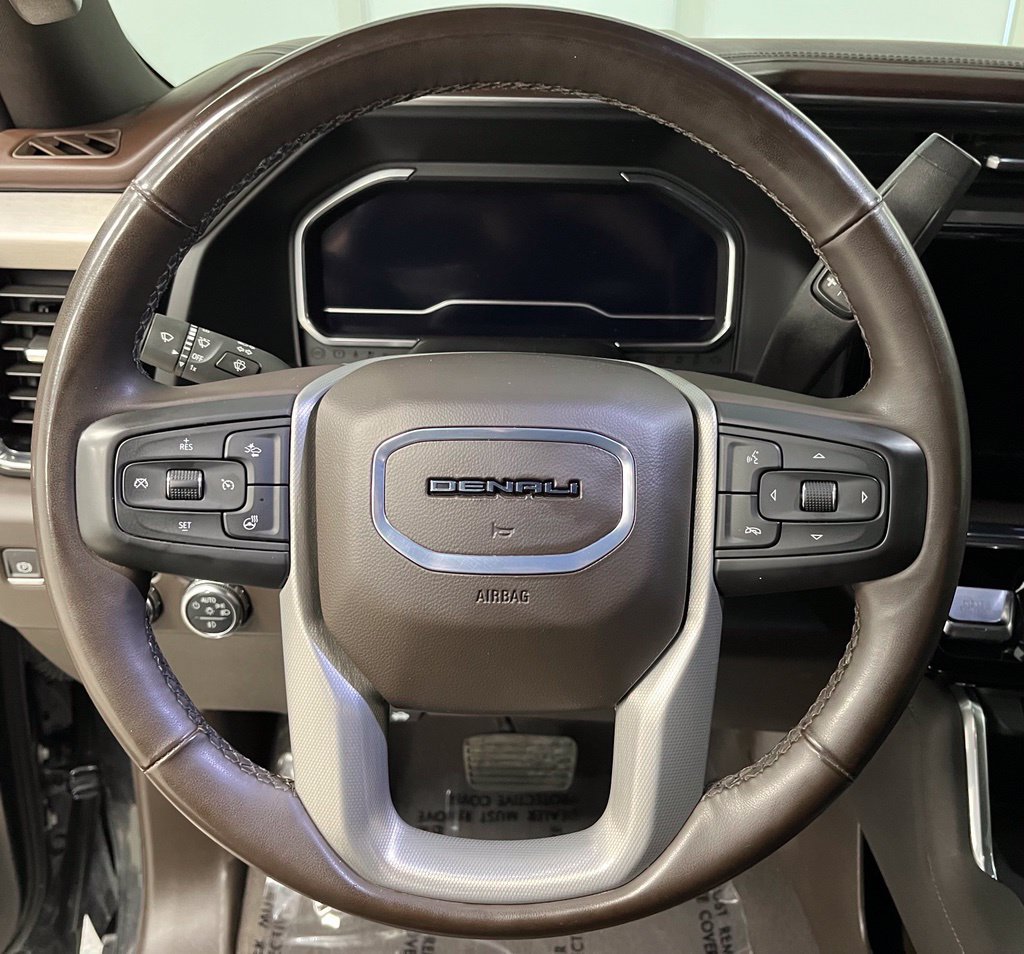 Used 2024 GMC Sierra 3500 Denali w/ Denali Reserve Package AWD/4WD image 23