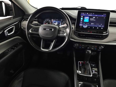 Used 2022 Jeep Compass Limited AWD/4WD image 15
