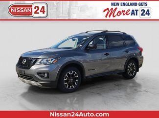 Used 2020 Nissan Pathfinder SL video 1