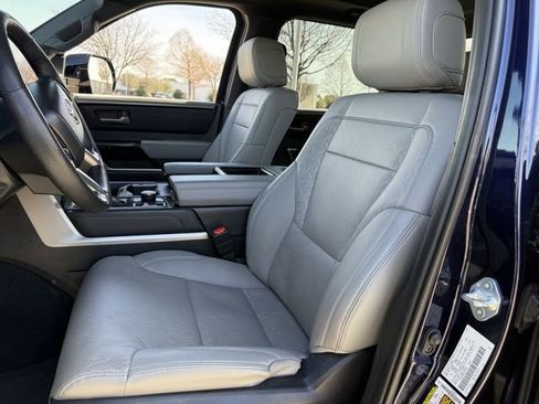 Used 2025 Toyota Tundra Limited image 27