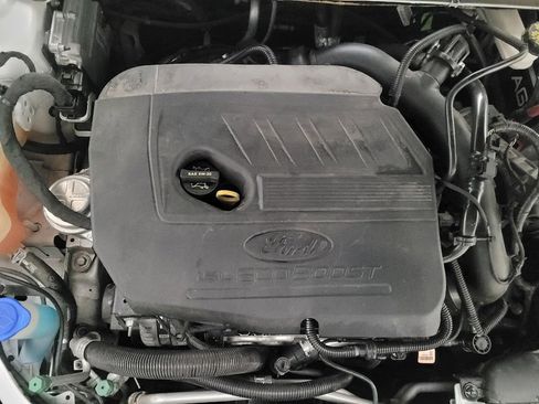 Used 2017 Ford Fusion SE w/ Fusion SE Technology Package image 30