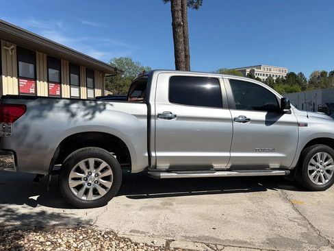 Used 2012 Toyota Tundra Limited w/ Platinum Pkg image 11