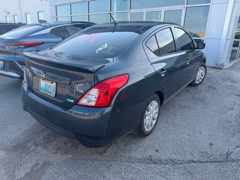 Used 2016 Nissan Versa S Plus FWD image 4