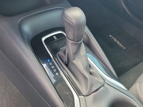 Used 2023 Toyota Corolla LE FWD image 27