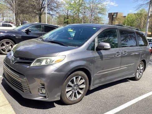 Used 2018 Toyota Sienna Limited Premium image 1