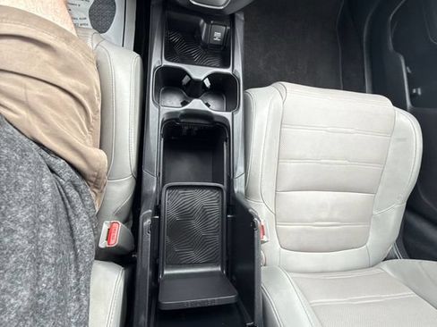 Used 2019 Honda CR-V EX-L image 38