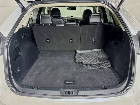 Used 2018 Ford Edge Titanium w/ Equipment Group 302A image 32