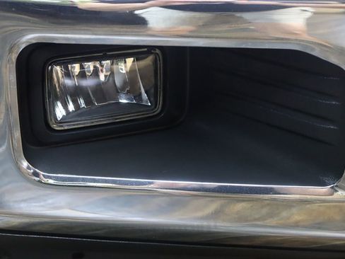 Used 2020 Ford F150 Lariat w/ Equipment Group 502A Luxury image 15