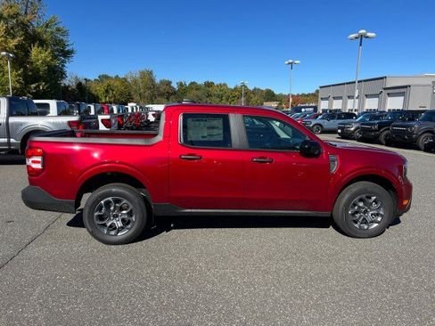 New 2025 Ford Maverick XLT w/ XLT Luxury Package image 30