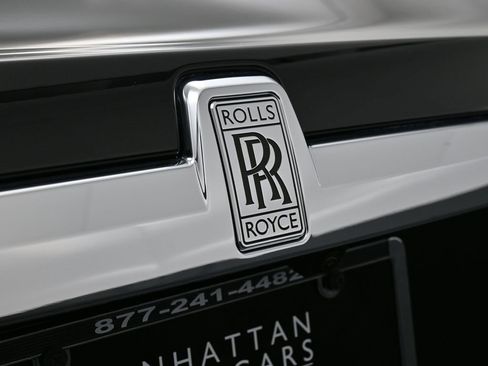 Used 2025 Rolls-Royce Ghost image 14