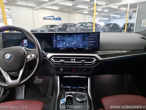 Used 2023 BMW i4 eDrive35 w/ Premium Package RWD image 28