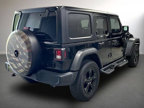 Used 2022 Jeep Wrangler Unlimited Sport AWD/4WD image 5