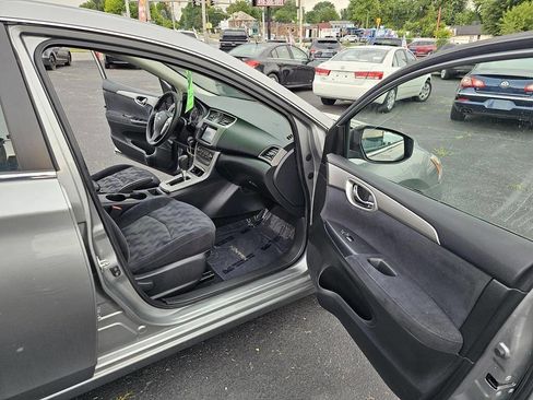 Used 2013 Nissan Sentra SV image 4