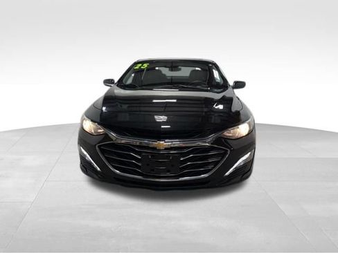 Used 2024 Chevrolet Malibu LT image 3