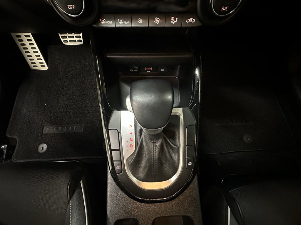 Used 2023 Kia Forte GT-Line w/ GT-Line Technology Package FWD image 29