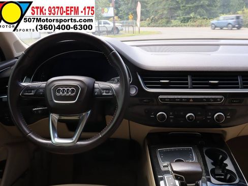 Used 2017 Audi Q7 3.0T Premium Plus w/ Premium Plus Package AWD/4WD image 19