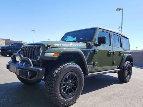 Used 2023 Jeep Wrangler Unlimited Rubicon 4xe AWD/4WD image 4
