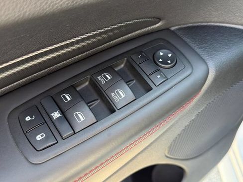 Used 2024 Dodge Durango GT AWD/4WD image 23