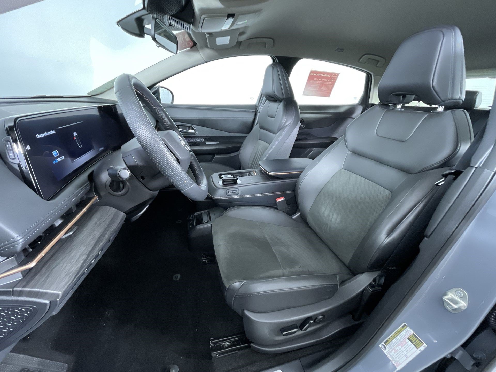 Certified 2024 Nissan Ariya AWD image 15