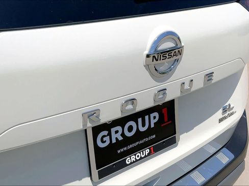 Used 2021 Nissan Rogue SL w/ Premium Package FWD image 29