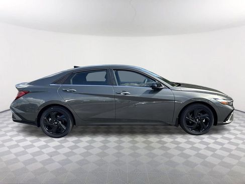 New 2026 Hyundai Elantra SEL Sport Premium w/ Cargo Package FWD image 4